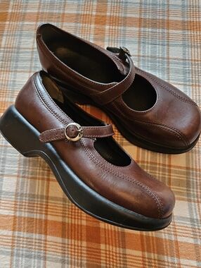 Dansko Brown Leather Mary Janes